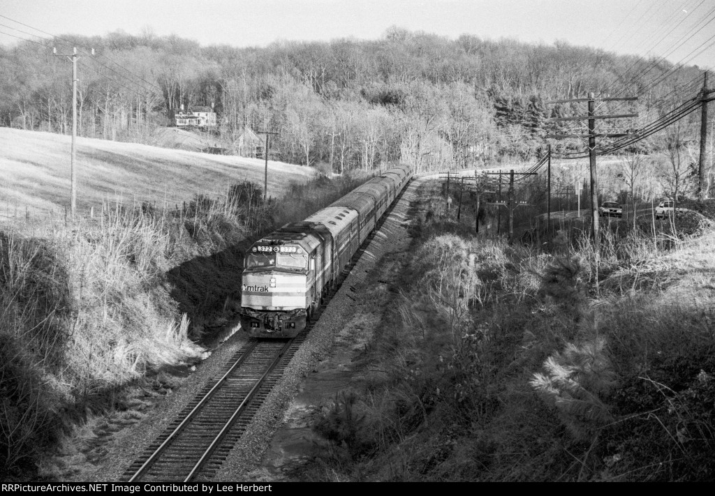 AMTK 372 heading west on the Cardinal